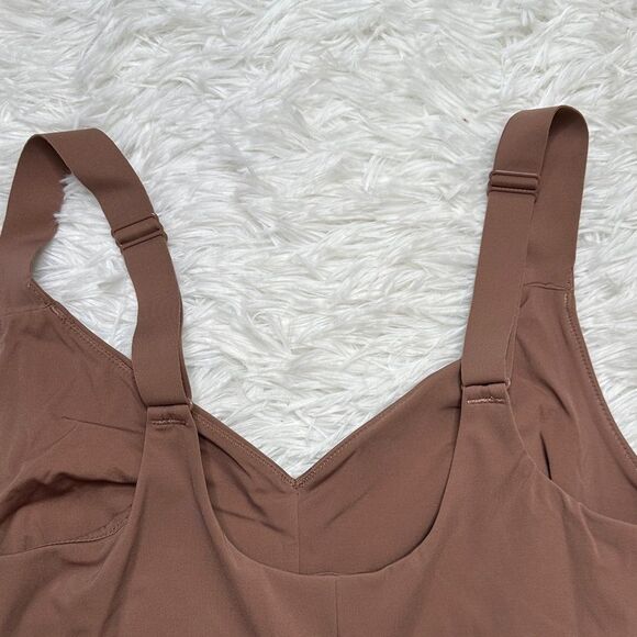lululemon athletica Brown Shapewear Top - Picture 4 of 7